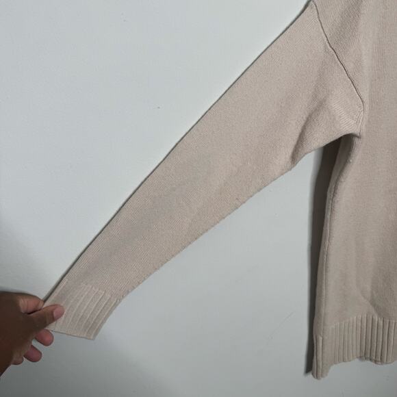 Athleta Wool Cashmere Sweater XS Beige V-Neck Pullover Fall Winter Cozy - Picture 6 of 12